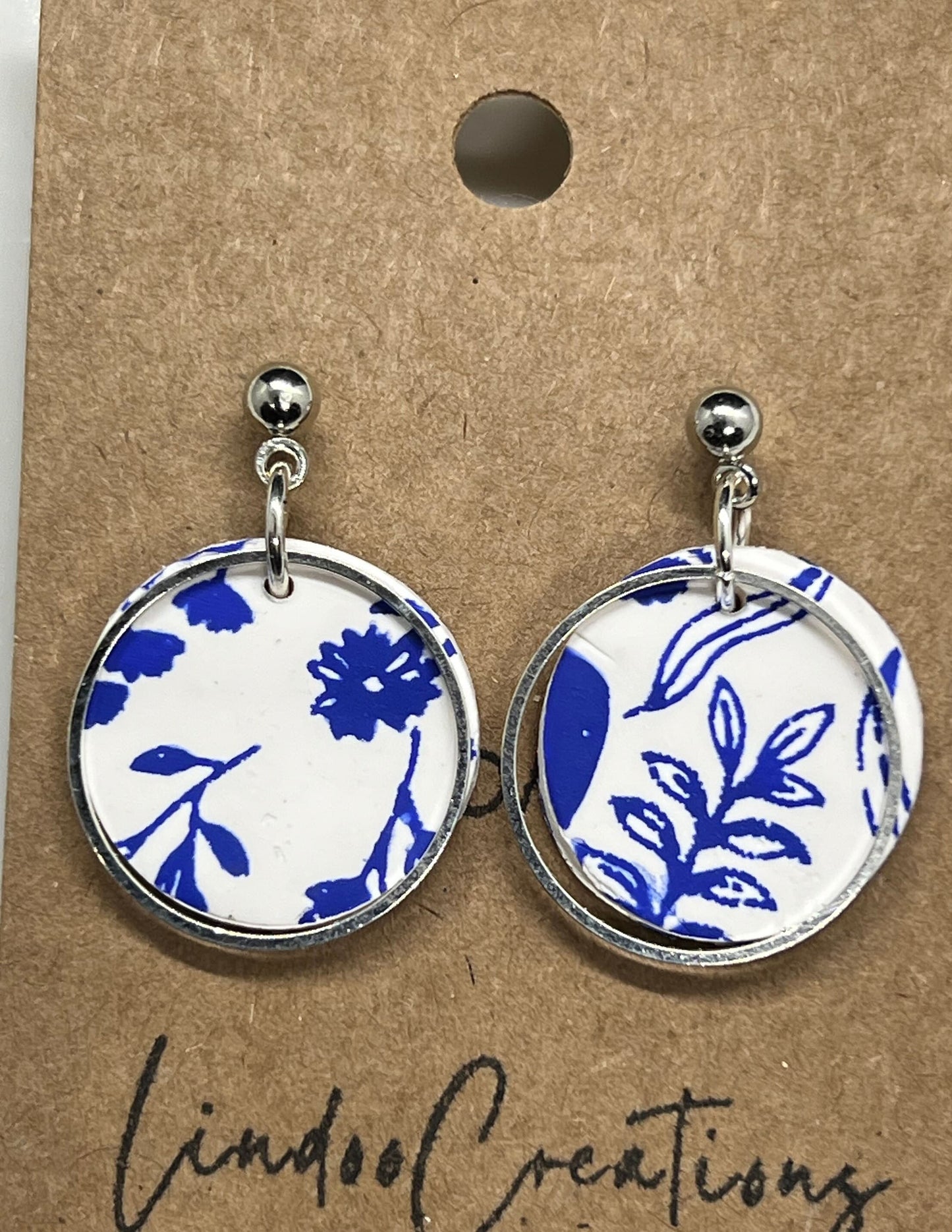 Small circle blue & white floral clay earrings with silver hardware/lightweight dainty petite/silver ball post closure/The Emma