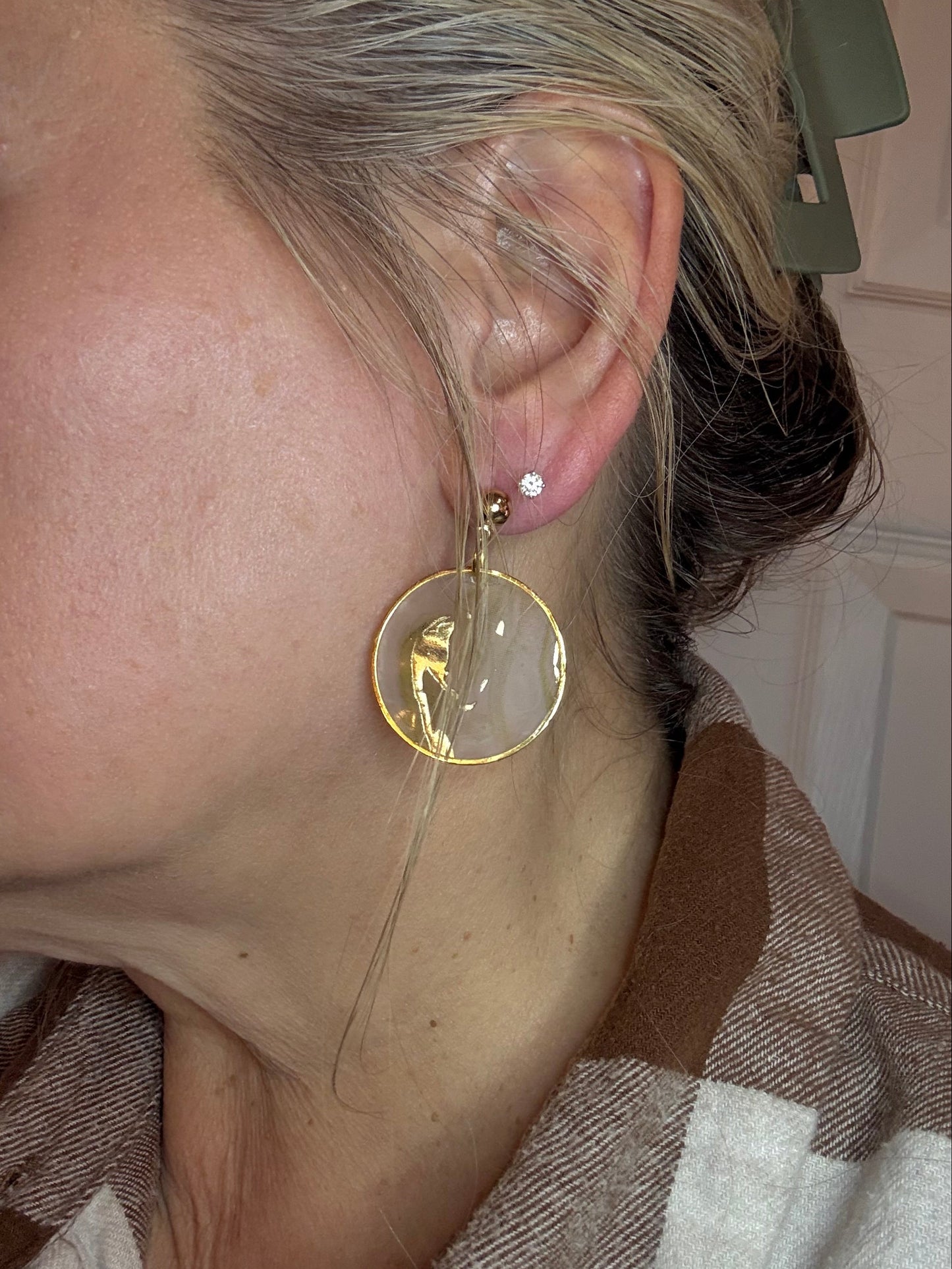 Gold circle dangle earrings with gold leaf abstract art pattern in resin lightweight modern earrings handmade great gift idea gold ball pushback posts